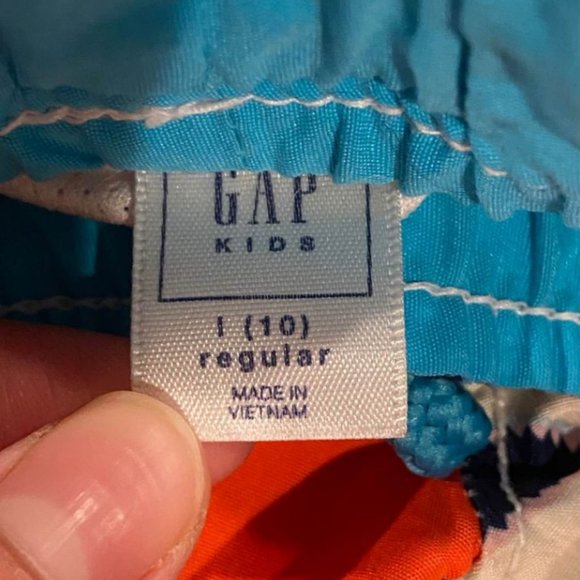 Gap Shark Swim Trunks Size 10 Boys - Picture 2 of 3